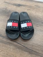 Tommy Hilfiger Badeschuhe Baden-Württemberg - Nufringen Vorschau