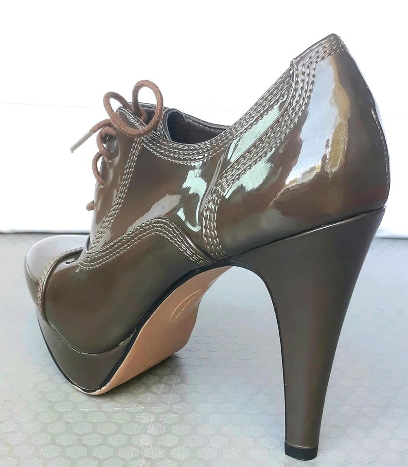 Deichmann Graceland Pumps High Heels Lack Plateau Stiefeletten in Thüringen  - Waltershausen | eBay Kleinanzeigen ist jetzt Kleinanzeigen