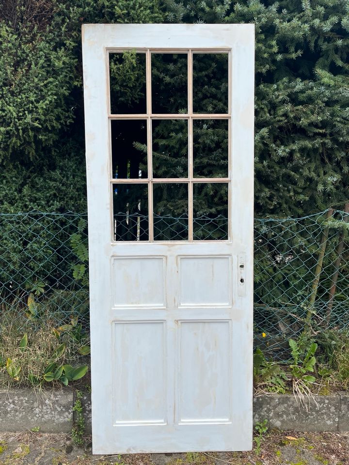 Ca. 50 antike alte Holztüren Zimmertüren Türen Weiß Sammlung in Norderstedt