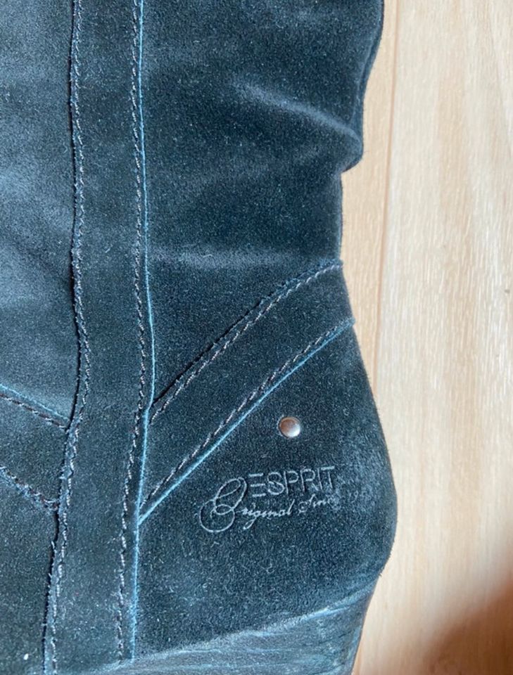 Schwarze Esprit Stiefel mit Keilabsatz Größe 40 in Biedenkopf