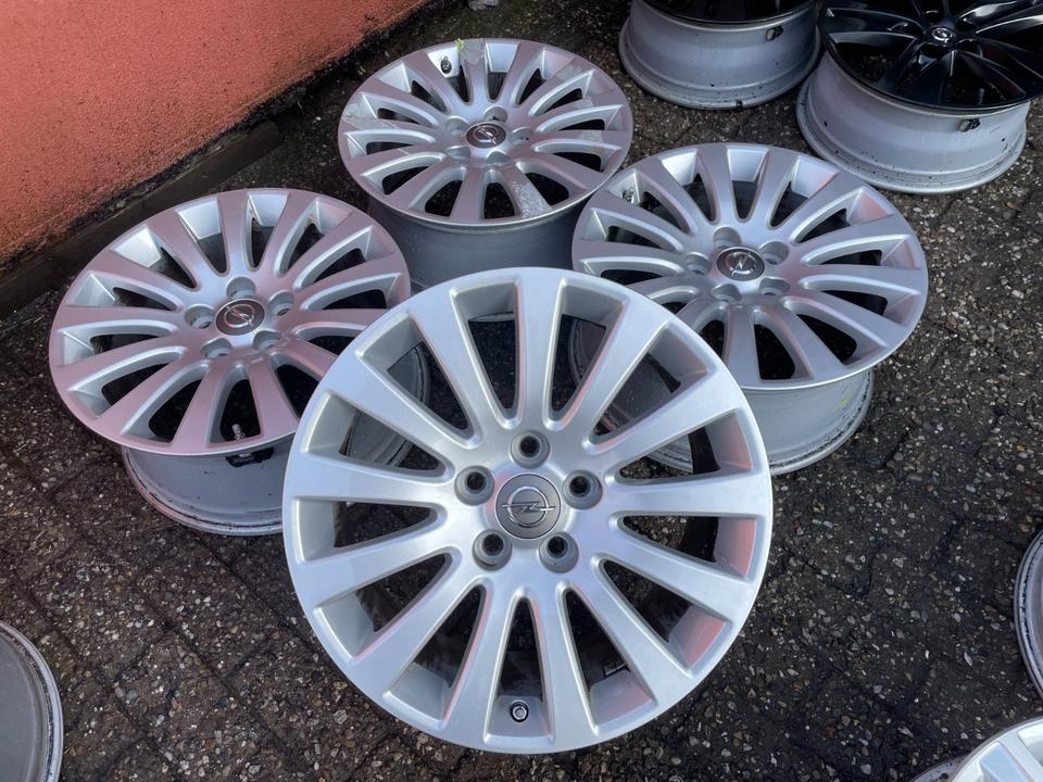 4xOrgi. Opel Insignia A Alu-Felgen 8x 18zoll Lk5x120 ET42 R in Wilhelmshaven
