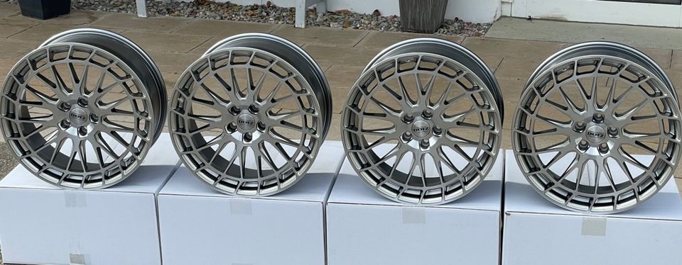 Alu Felgen Dotz Sepang 8x19 5-108 ET45 Jaguar XJ XF XE S-Type in Burtenbach