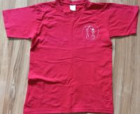 T-Shirt Gr. 152 in rot Bayern - Erlangen Vorschau