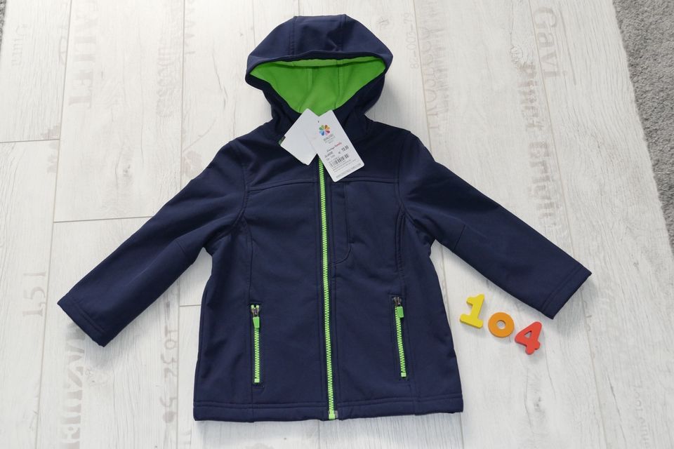 Softshelljacke Jacke Junge blau 104 NEU mit Etikett in Saerbeck