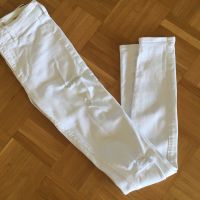 Hollister Jeans W25/ L32 Skinny highwaist  high rise Hessen - Eschborn Vorschau