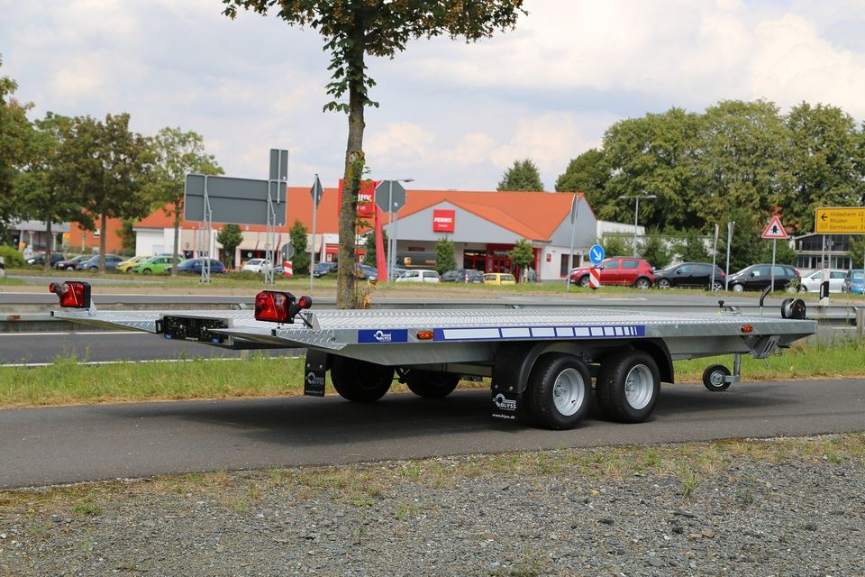 NEU Fahrzeugtransporter Blyss Anhänger 450x200cm 2700kg zGG in Seesen