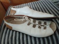 Weiße Sandalen von Bär Gr. 9 ½ = 44, schön weit - wenig getragen Köln - Nippes Vorschau