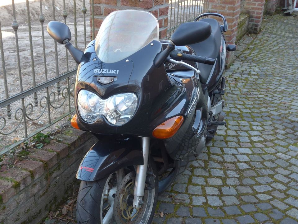 Suzuki GSX 600 F, 48 PS möglich A2, Inspektion NEU, TÜV neu in Neuss