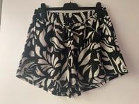 ♥️ Primark Short Gr. L XL 42/44 schwarz beige wie neu Bayern - Würzburg Vorschau