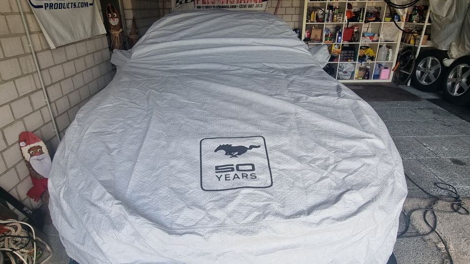 Ford Mustang Car Cover 50 years S550 Noah Style Top Zustand in Mainhausen