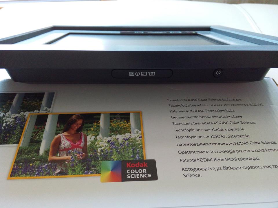 NEUWERTIG Kodak EasyShare D1030 Digitaler Bilderrahmen 25,4 CM in München