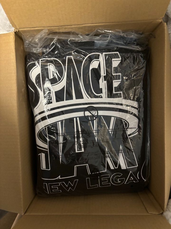 Space Jam A New Leagcy Hybrid Jeans Jogger | XL in Landshut