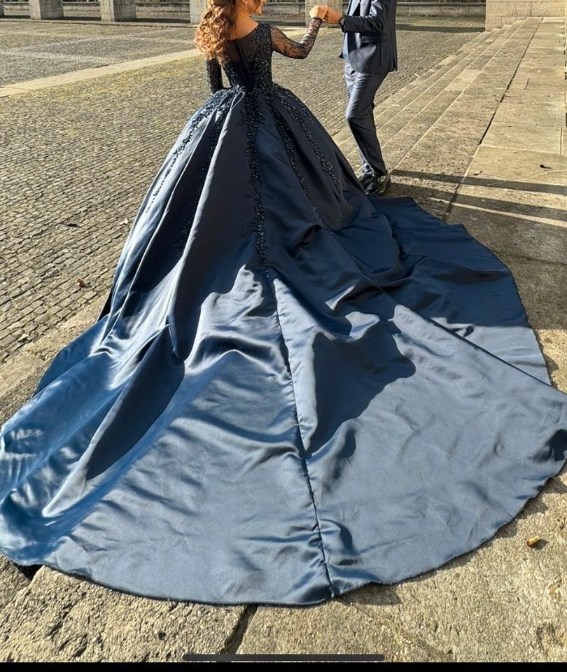 Hennaabendkleid Marineblau in Fürth