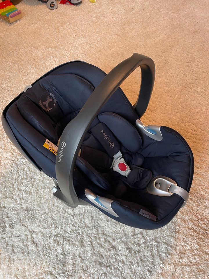 Babyschale Cybex Platinum in Neuffen