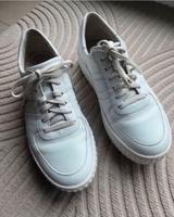Gabor Sneaker weiß 5,5 Damen Leder Schuh Niedersachsen - Lohne (Oldenburg) Vorschau