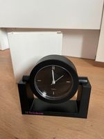 Telekom Uhr Tischuhr schwarz Quartz HQ3268 Originalkarton Hessen - Villmar Vorschau