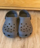 Crocs Unisex Kinder blau Größe 27/28 Thüringen - Zeulenroda Vorschau