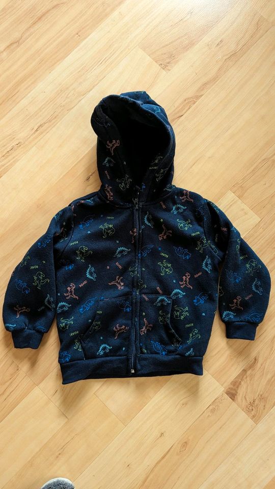 Dinos Sweatjacke Größe 116 Blau Jungen Trainingsjacke Kiki&Koko in Pesterwitz