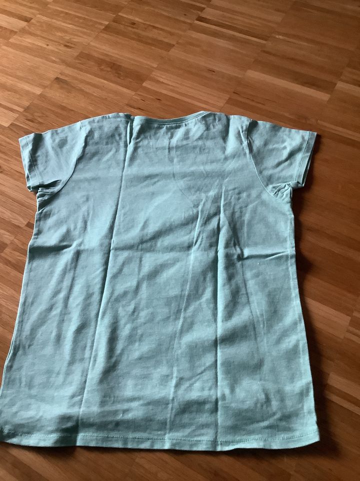 Review T-Shirt Gr. 140-146,Top! in Lüneburg