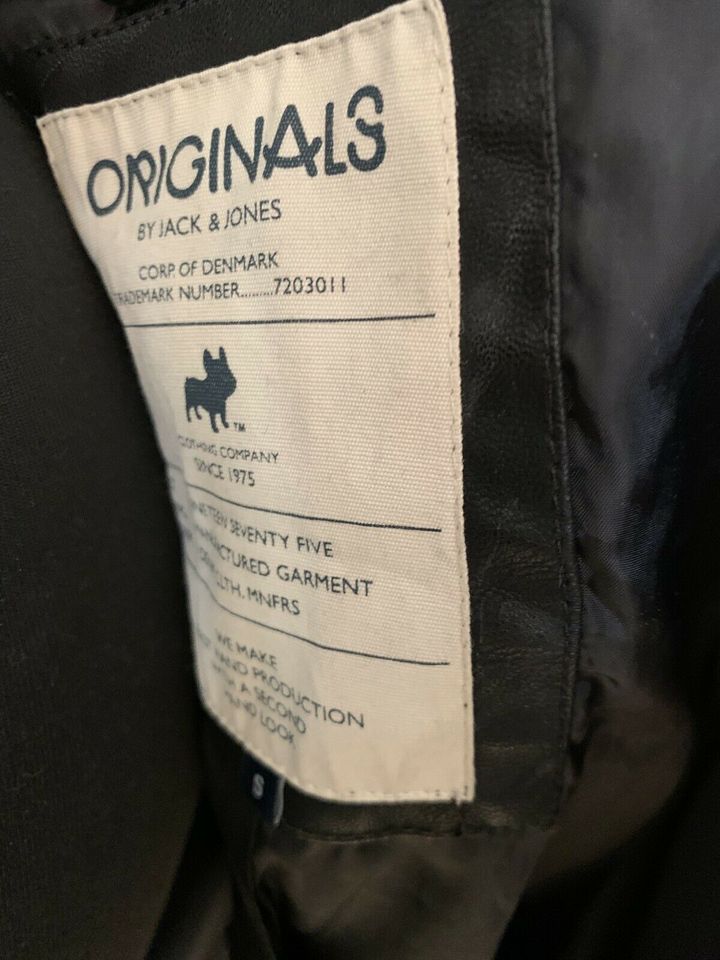 Jack & Jones Kunstlederjacke schwarz Gr. S in Weil im Schönbuch