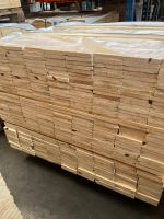 ca. 62 m² Fichte Holz Bretter (5 €/m²) 18x130x1180mm Glattkantbretter Latten Kürzungen Zaunbretter Zaun Holzbretter Holzdielen Terrassenbretter Terrassendielen Restposten Sonderposten PALL071 3240300 Westerwaldkreis - Hahn am See Vorschau