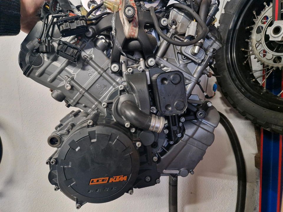 KTM Adventure 1190 R Motor komplett in Breitenbrunn