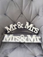 Mrs & Mr Schild 2x für Hochzeit etc. Hessen - Niddatal Vorschau