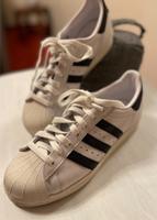Adidas Sneaker Gr. 41 1/3 Nordrhein-Westfalen - Bad Oeynhausen Vorschau