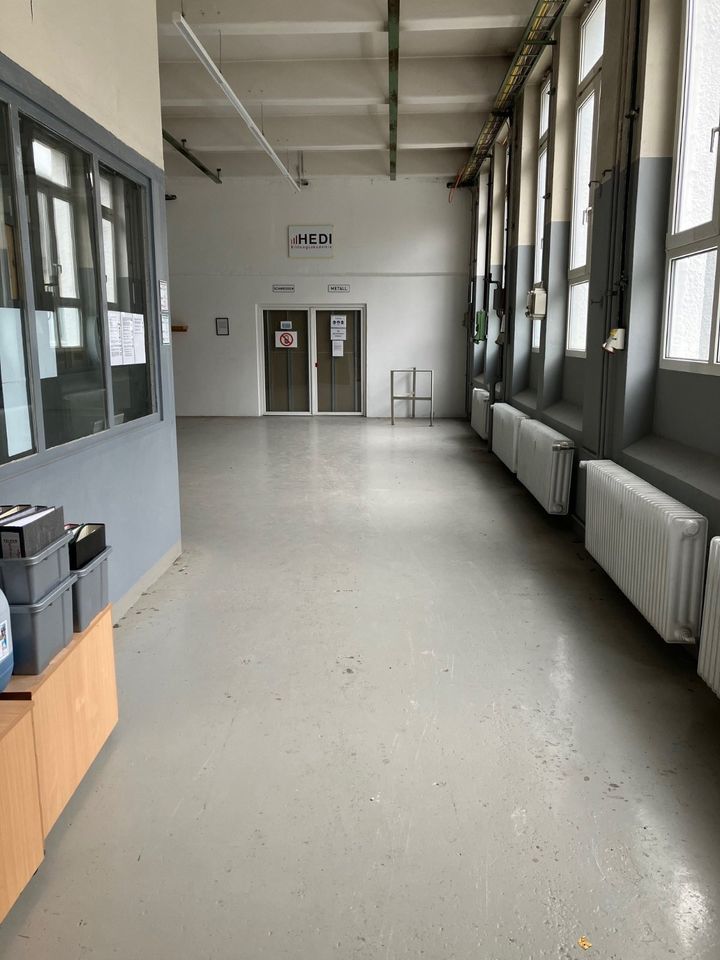 Lager / Büros / Werkstatt / Tonstudio - 494 m² - Fläche teilbar in Iserlohn