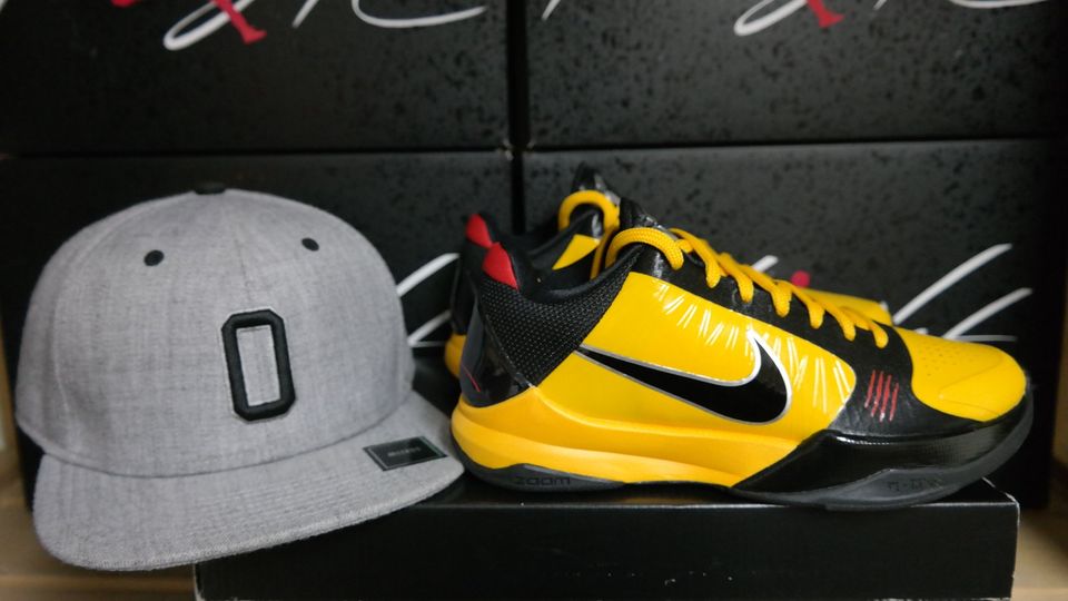 Nike Kobe 5 Protro Bruce Lee US4 / Gr.36 / CD4991-700 in Duisburg