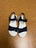 Sandalen Tommy Hilfiger Gr. 31 Nordrhein-Westfalen - Meckenheim Vorschau