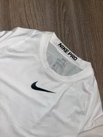 Nike Pro Shirt Weiß Herren M Fitness Fußball Sport NEU Niedersachsen - Nienburg (Weser) Vorschau