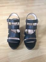 Bronx Leder Sandalen Wedges Keilsandalen Gr. 38 neuw. Niedersachsen - Garbsen Vorschau