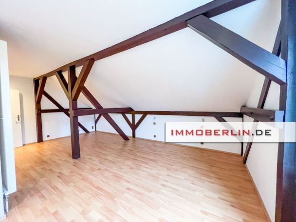 IMMOBERLIN.DE - 2023 saniertes Haus mit sehr angenehmem Ambiente im Ortskern in Werneuchen
