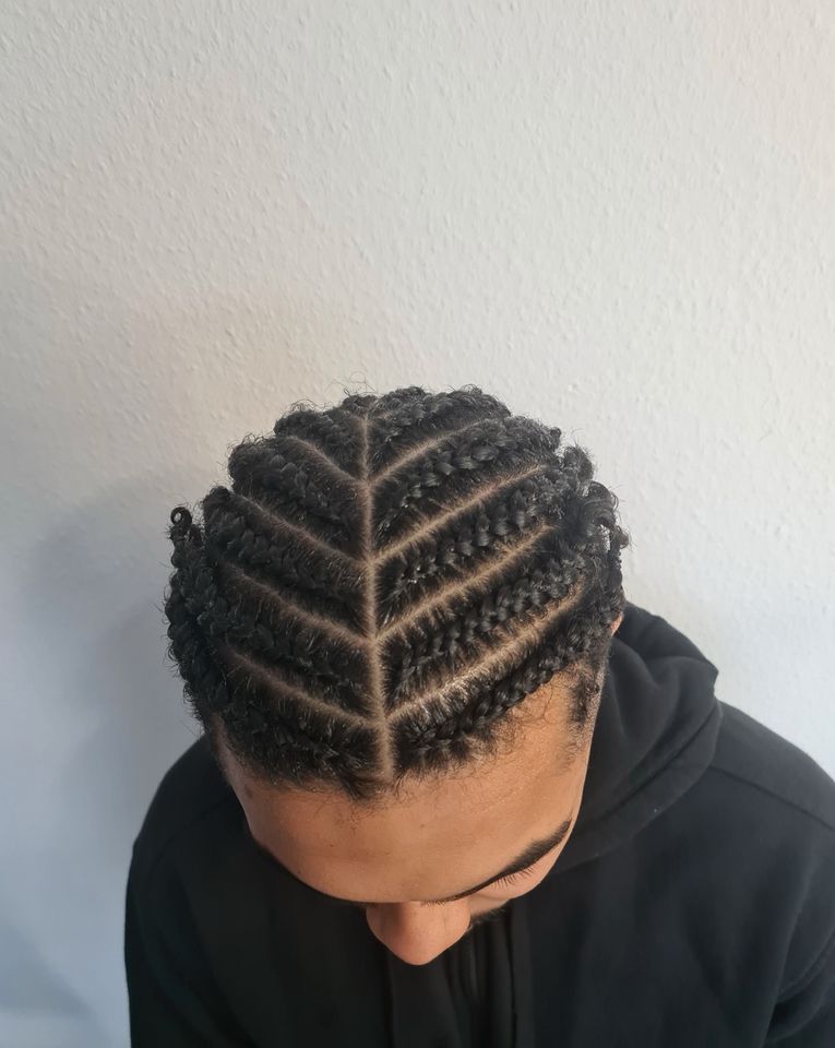 Cornrows, Braids Rasta für Männer & Jungs in Krefeld