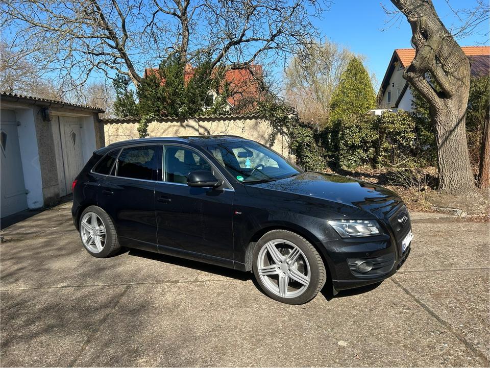 Audi Q5 2,0 TDI S - line 20 Zoll 214 ps tüv neu Getriebe neu in Berlin
