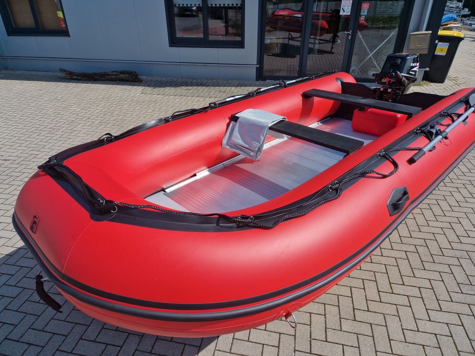Alles Neu Schlauchboot 4,20m x 1,90m mit15 PS Slipräder Bimni top in Elmenhorst Kr Stormarn