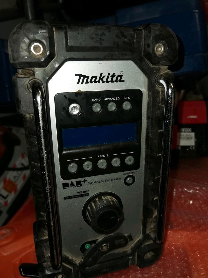 Makita DMR 110 Radio in Essen