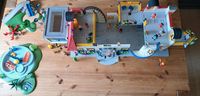 Playmobil Haus mit Licht, Spielplatz, Garage und Pool Nordrhein-Westfalen - Paderborn Vorschau