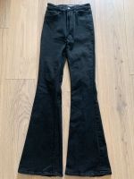 Flare Jeans Bershka Gr. 34 Frankfurt am Main - Nordend Vorschau