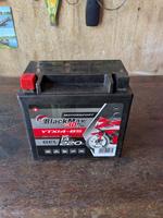 Gel-Batterie 12v-14 Ah Mecklenburg-Vorpommern - Neubrandenburg Vorschau