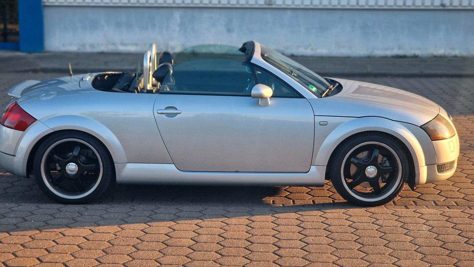 Abbildung des Autos Audi TT Cabrio Roadstar …