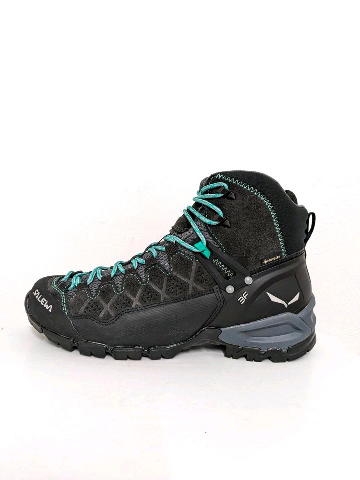 Neu Damen Wanderschuhe Salewa Gr 40,5 in Ottweiler