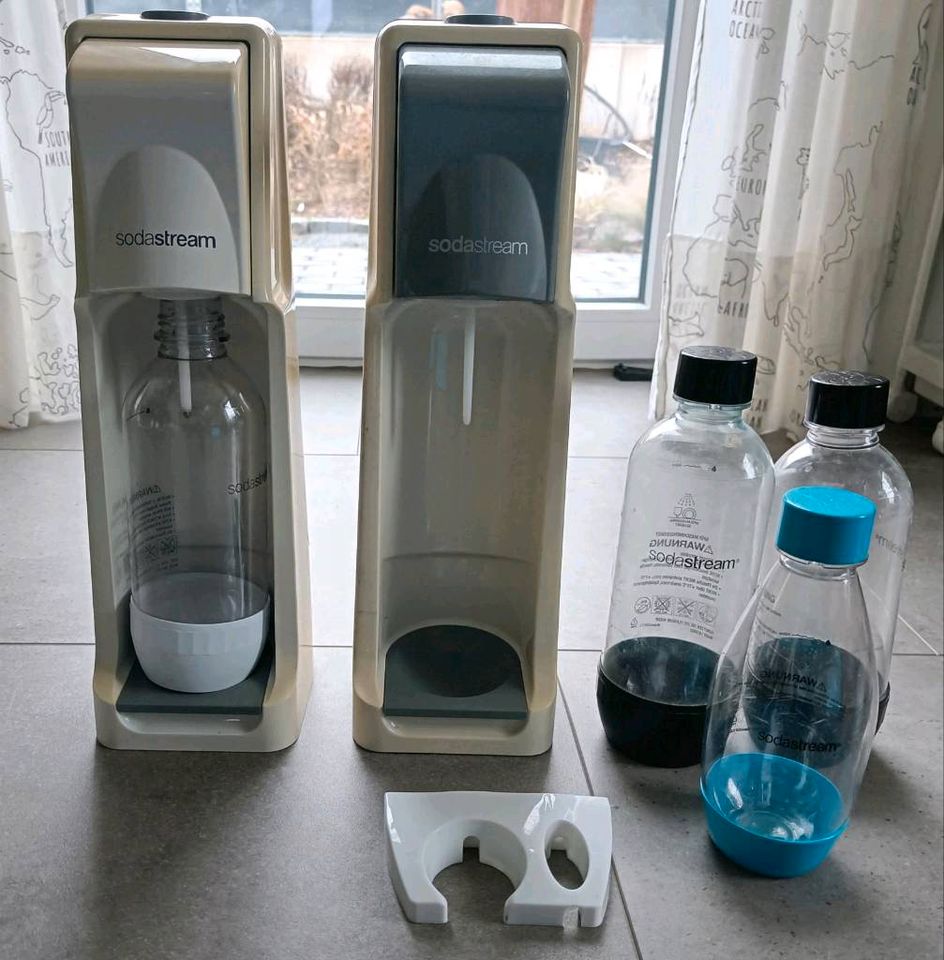 2 x Sodastream, Lichterkette Tigerente, Zeitungsständer in Thomasburg