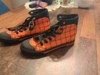 RED by EMP Damen Orangene gefütterte Sneaker mit Karomuster Essen - Altenessen Vorschau