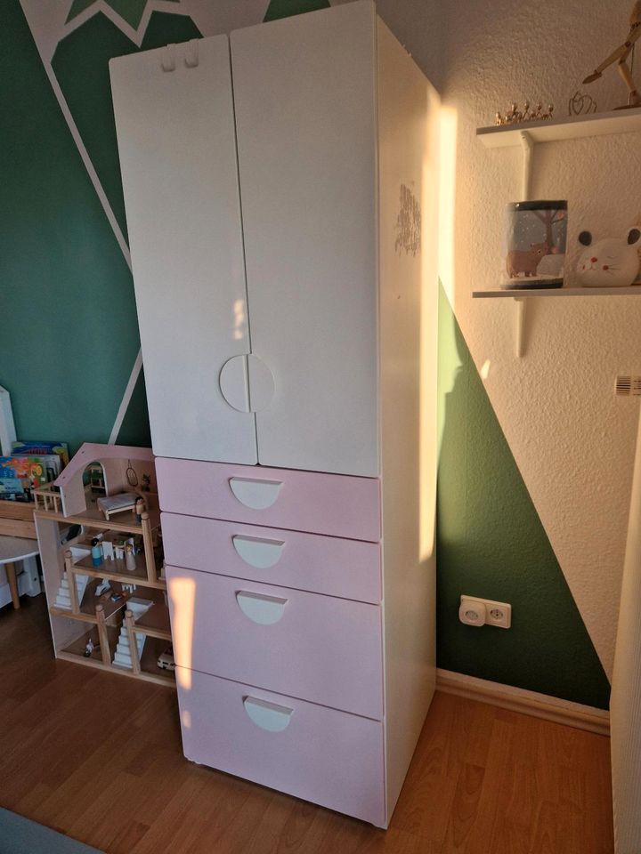 Ikea Smastad/Platsa Kleiderschrank Kinderzimmer weiß rosa in Karlsruhe