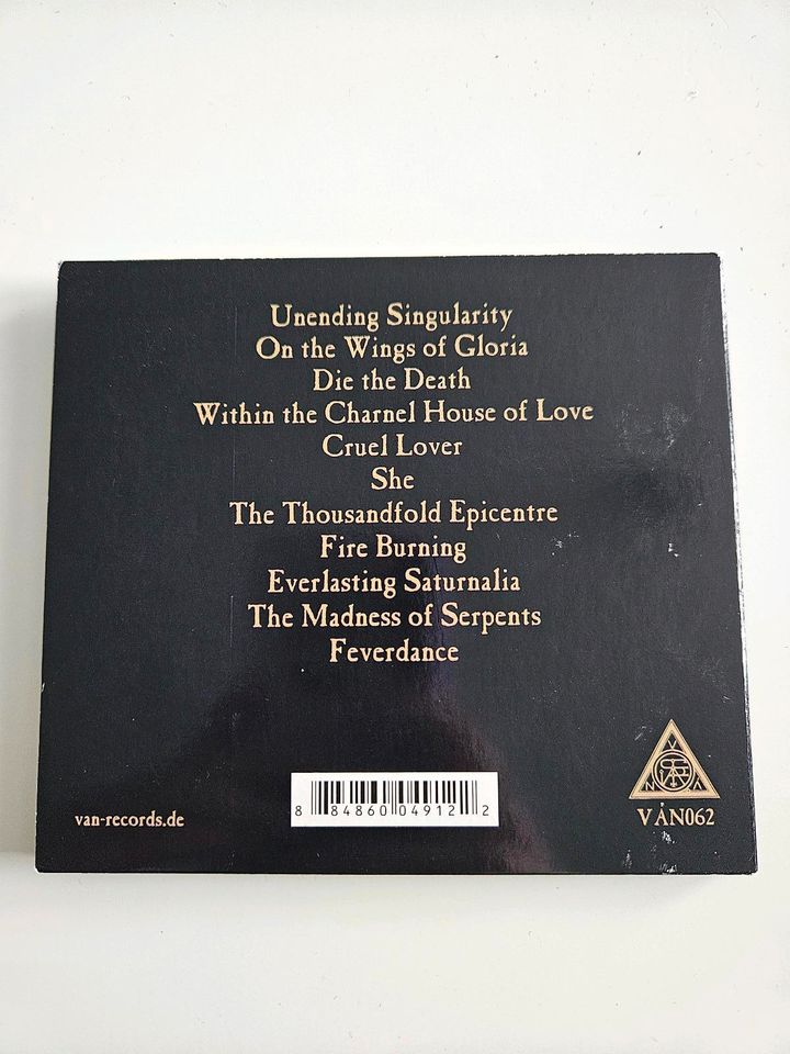 The Devil's Blood - The Thousandfold Epicentre CD Artbook Okkult in Berlin