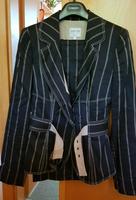 Armani COLLEZIONI Frauenanzug schwarz gestr.m. Ledergurt Gr.36-38 Hessen - Friedrichsdorf Vorschau