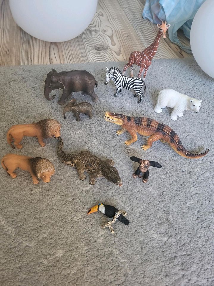 11x Schleich Tiere in Langenhagen