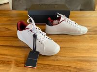 Tommy Hilfiger Sneaker Leder Turnschuhe Herren Größe 41 Stil weiß Bayern - Amberg Vorschau